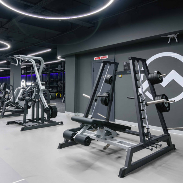 Тяга сверху через стороны DHZ D610